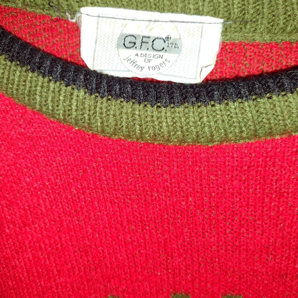 Women's Gorgeous Red/Grn Sweater Med/Lrg - Picture 4 of 4